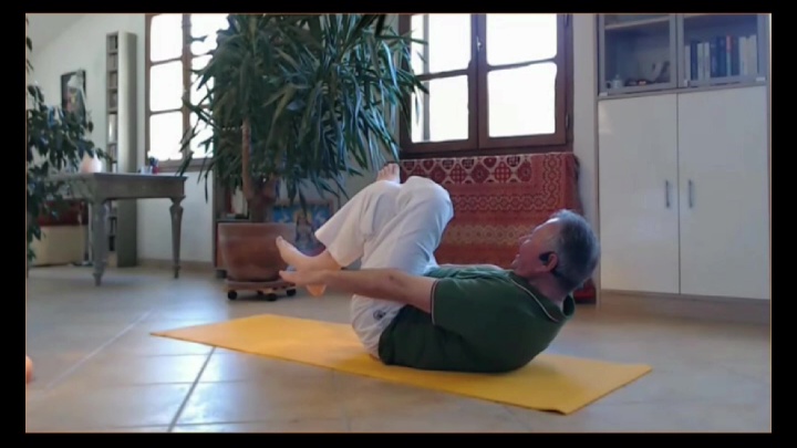 45 Veerapawanmukta asana Purification