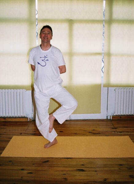 Asana, Postures en équilibre