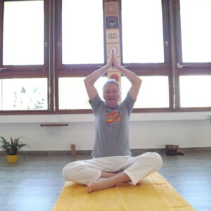 20 Parvata asana Video