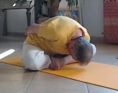50 Yoga mudra Vidéo